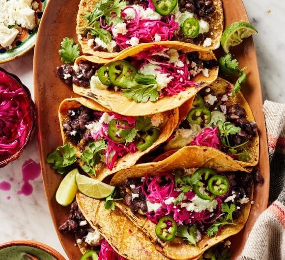 Easy Black Bean Tacos (10 Minutes, Vegetarian)