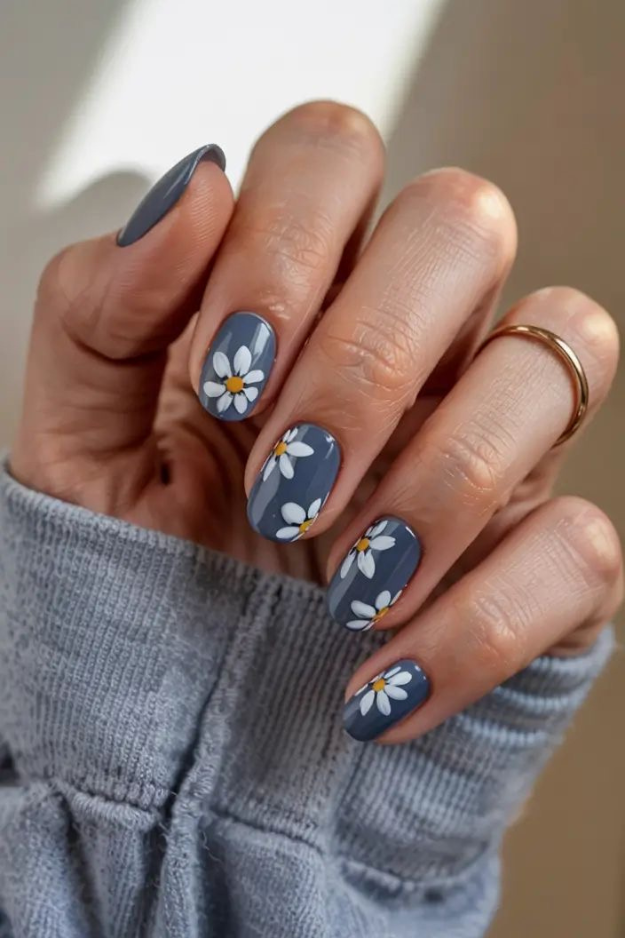 28 Short Summer Nails That Prove You Don’t Need Length to Look Cute