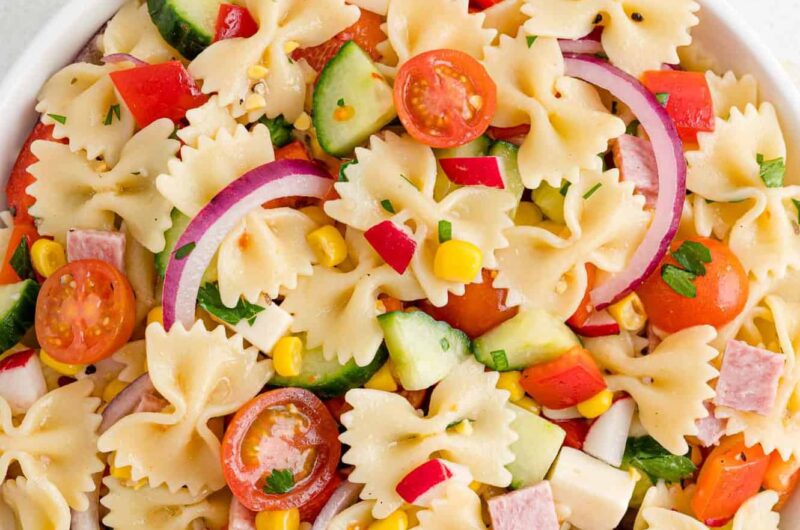 Easy Summer Pasta Salad Recipe (Crowd Pleasing, Healthy & Ready in 20 Minutes)