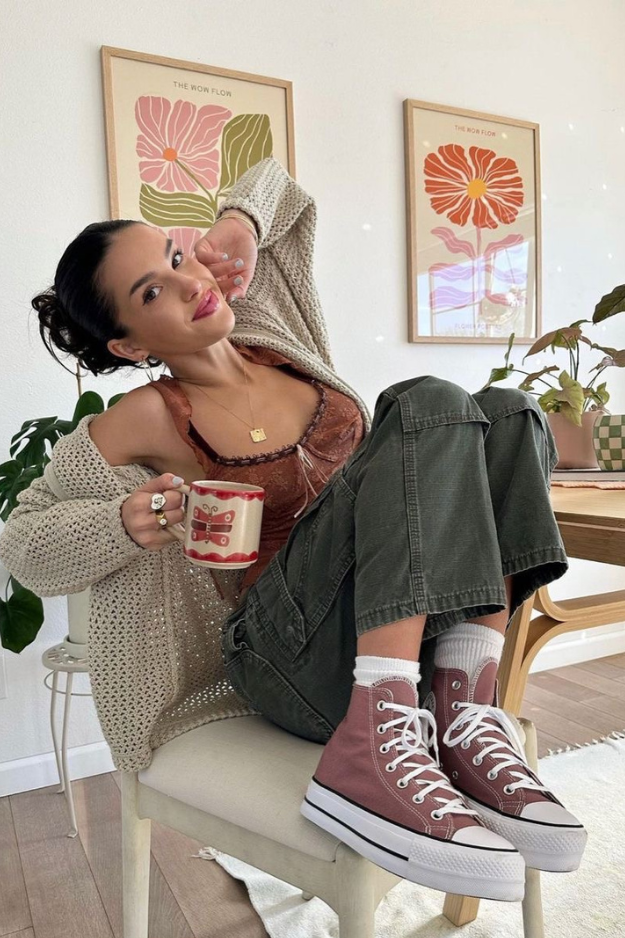 18 Converse Outfits You Can Wear on Repeat Without Getting Bored