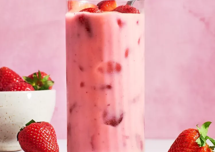Starbucks Pink Drink Copycat Recipe (3 Ingredients, Cheaper & Healthier)